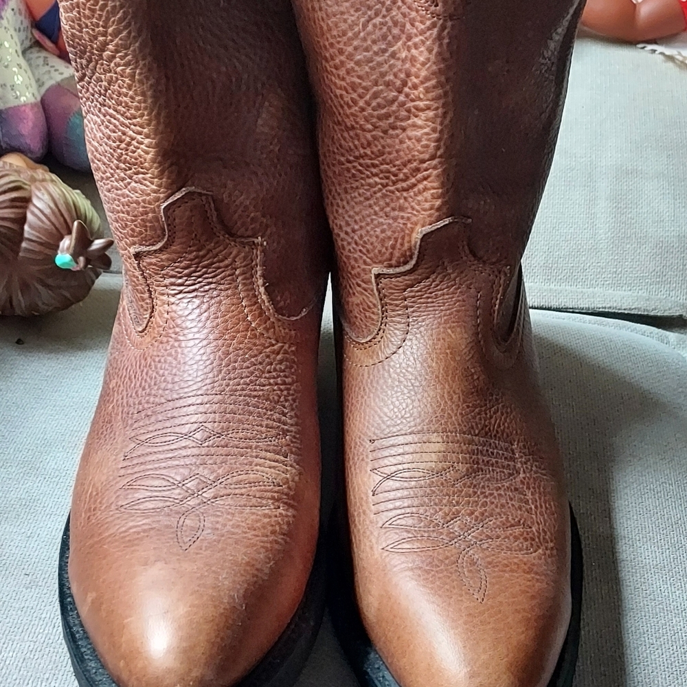 Cowboy boots brown